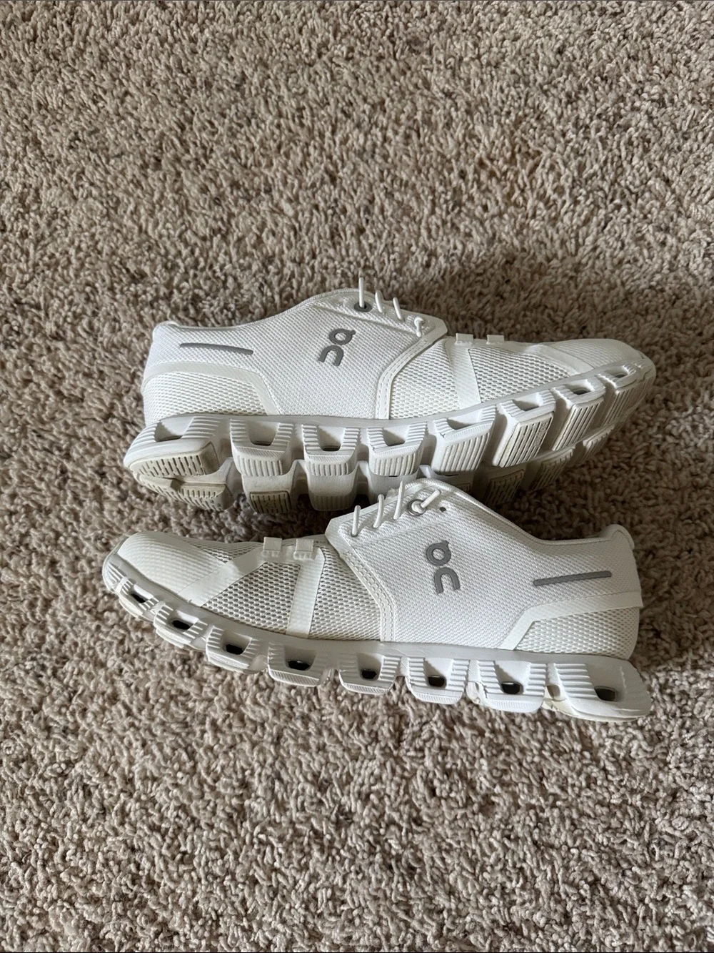 On Cloudswift Women's Athletic Running Shoes - White